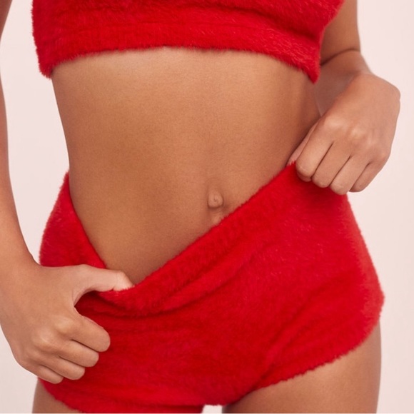 For Love and Lemons furry red shorts extremely limited edition - Picture 2 of 8